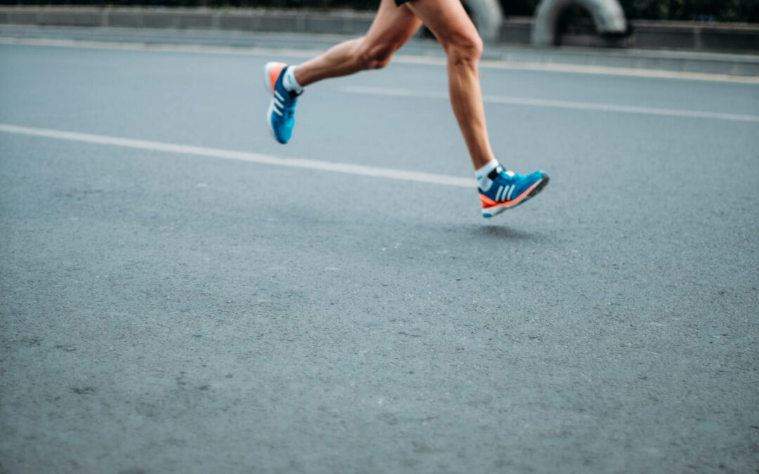 Jog or Sprint? An Evolutionary Perspective