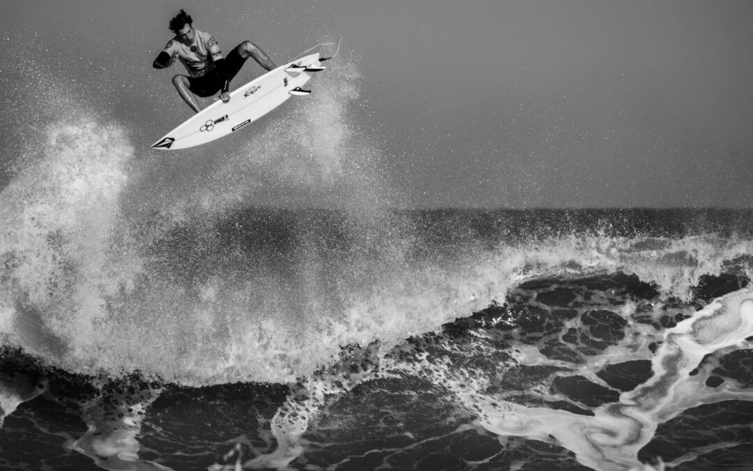 surfer jump frontsquat backsquat kneedominant hipdominant sydneystrengthconditioning surfstrengthconditioning